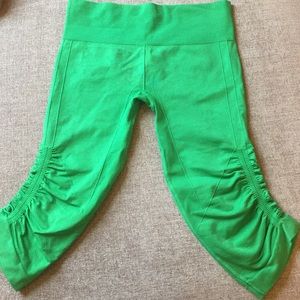 Lulu Capri workout pants