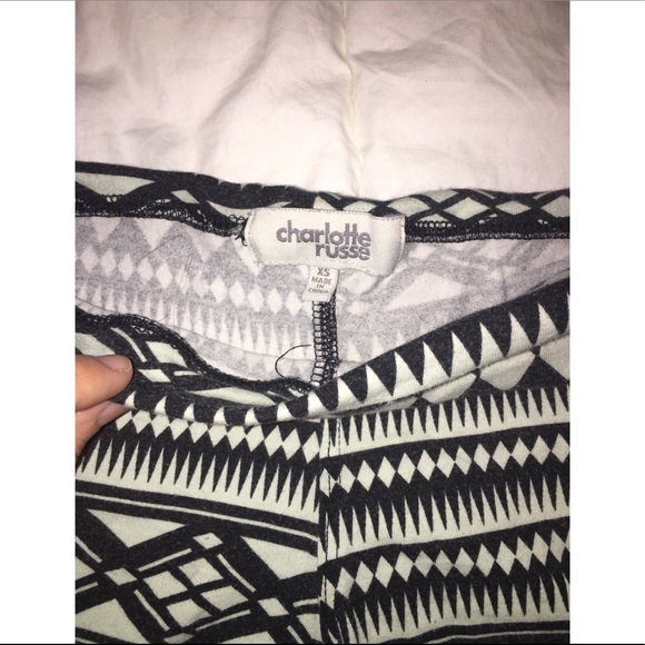 Mini shorts - Picture 2 of 2