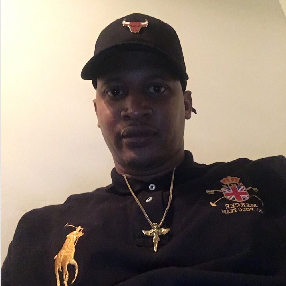 Meet your Posher, Lester