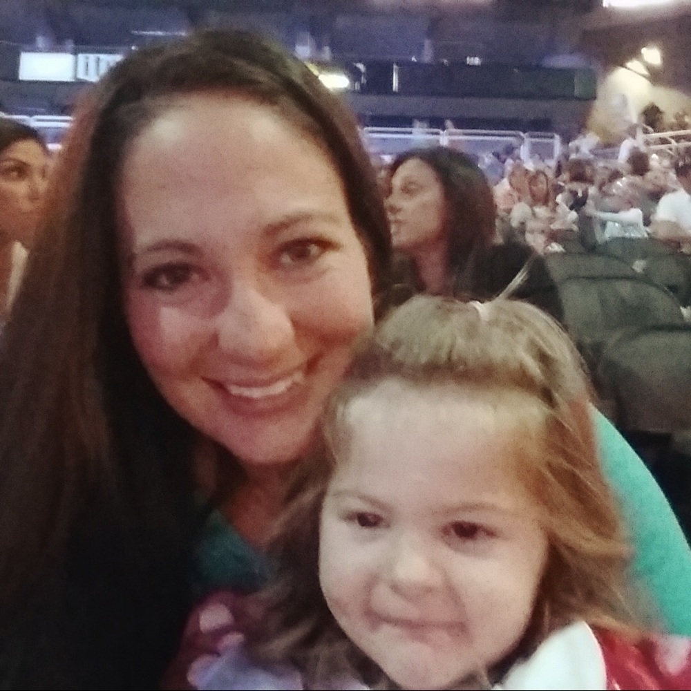 Meet your Posher, Tara