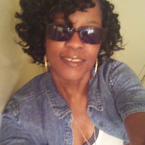 Meet your Posher, Cretia