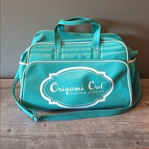 Origami Owl 🦉 Traveling Duffle & O2 Supplies