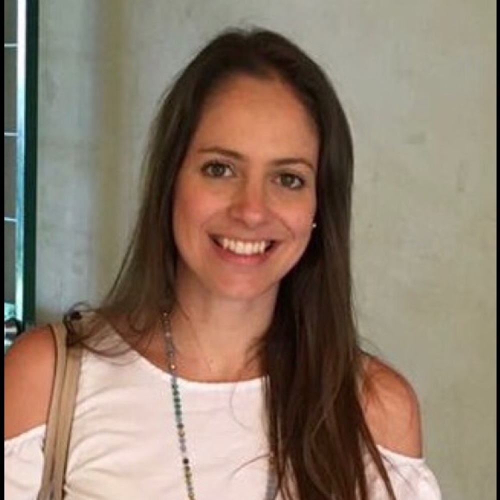 Meet your Posher, Lorena