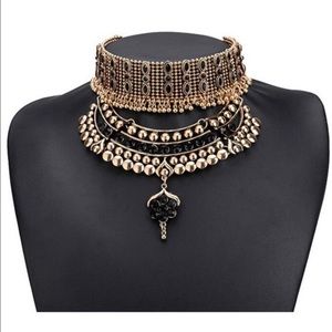 Chunky Cyn Choker Necklace