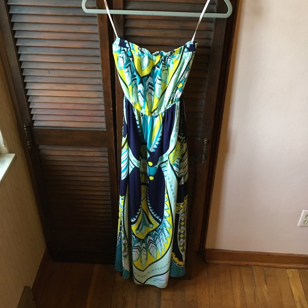 True Destiny light weight maxi w/ tribal pattern