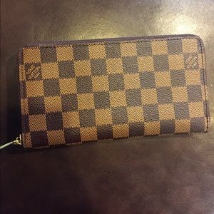 Brown Louis Vuitton boxed wallet