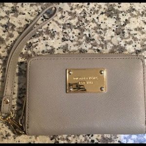 Michael Kors Jet Set Saffiano Leather Wristlet
