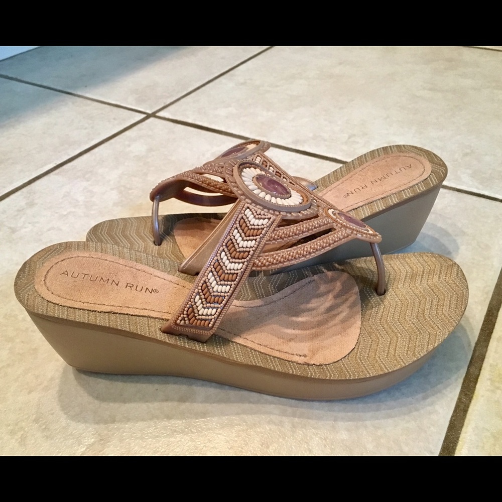 Autumn Run Super Cute Wedge Sandals NWOT