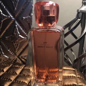 Josie maran perfume