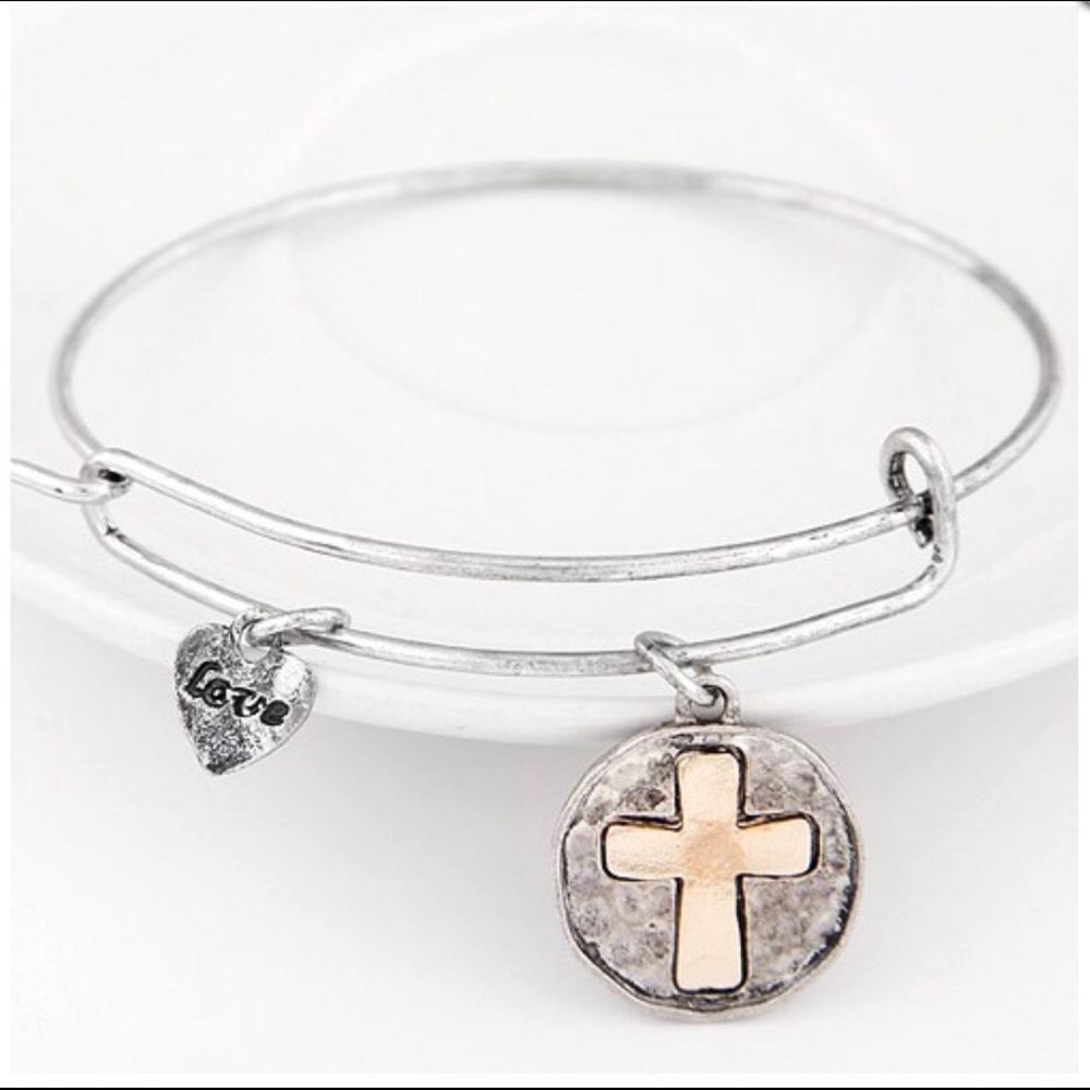 Bear My Cross Bangle in Silver