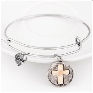 Bear My Cross Bangle in Silver