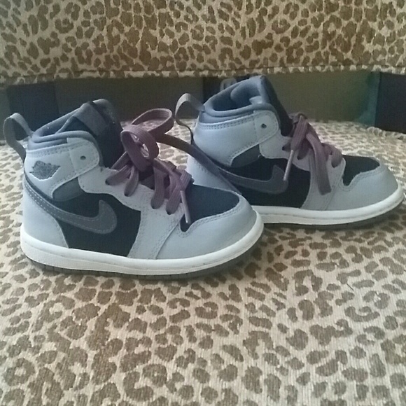 il 72% dei ragazzi della 6c poshmark jordan le scarpe nike il 72% dei ragazzi della 6c poshmark jordan le scarpe nike