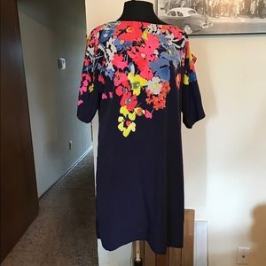 Loft dress zipper back