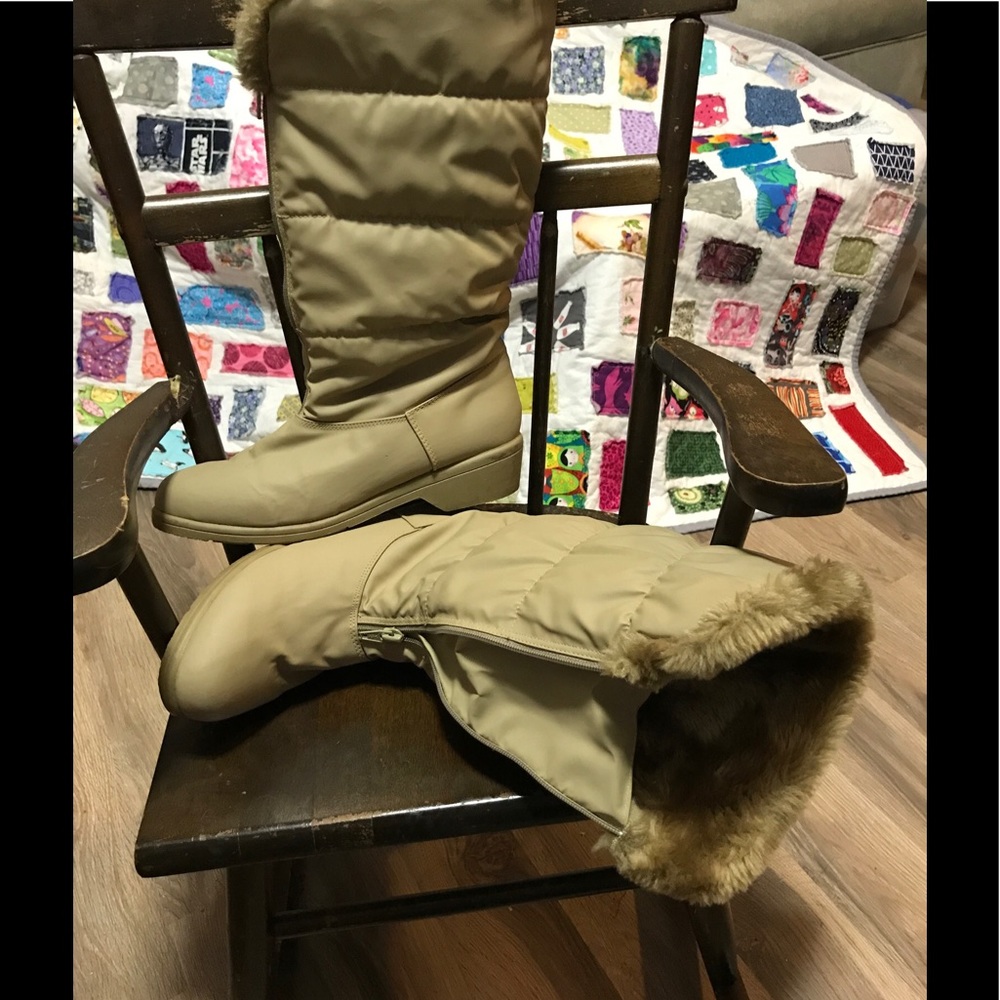 Naturalizer Fur Lined Boots