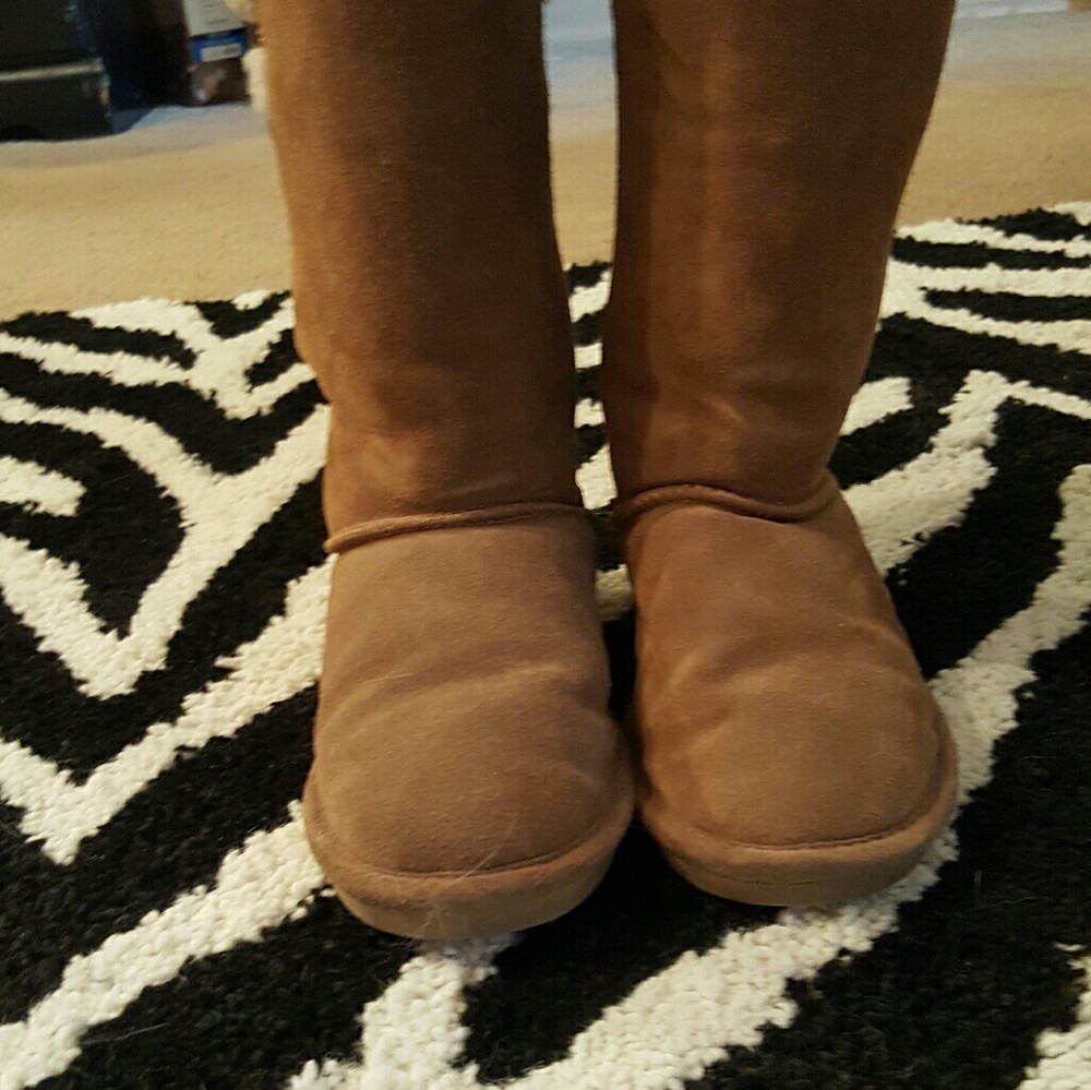 Bearpaw boots