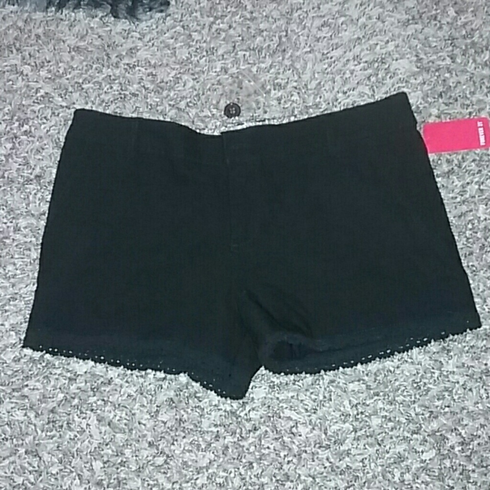 NWT* Black shorts