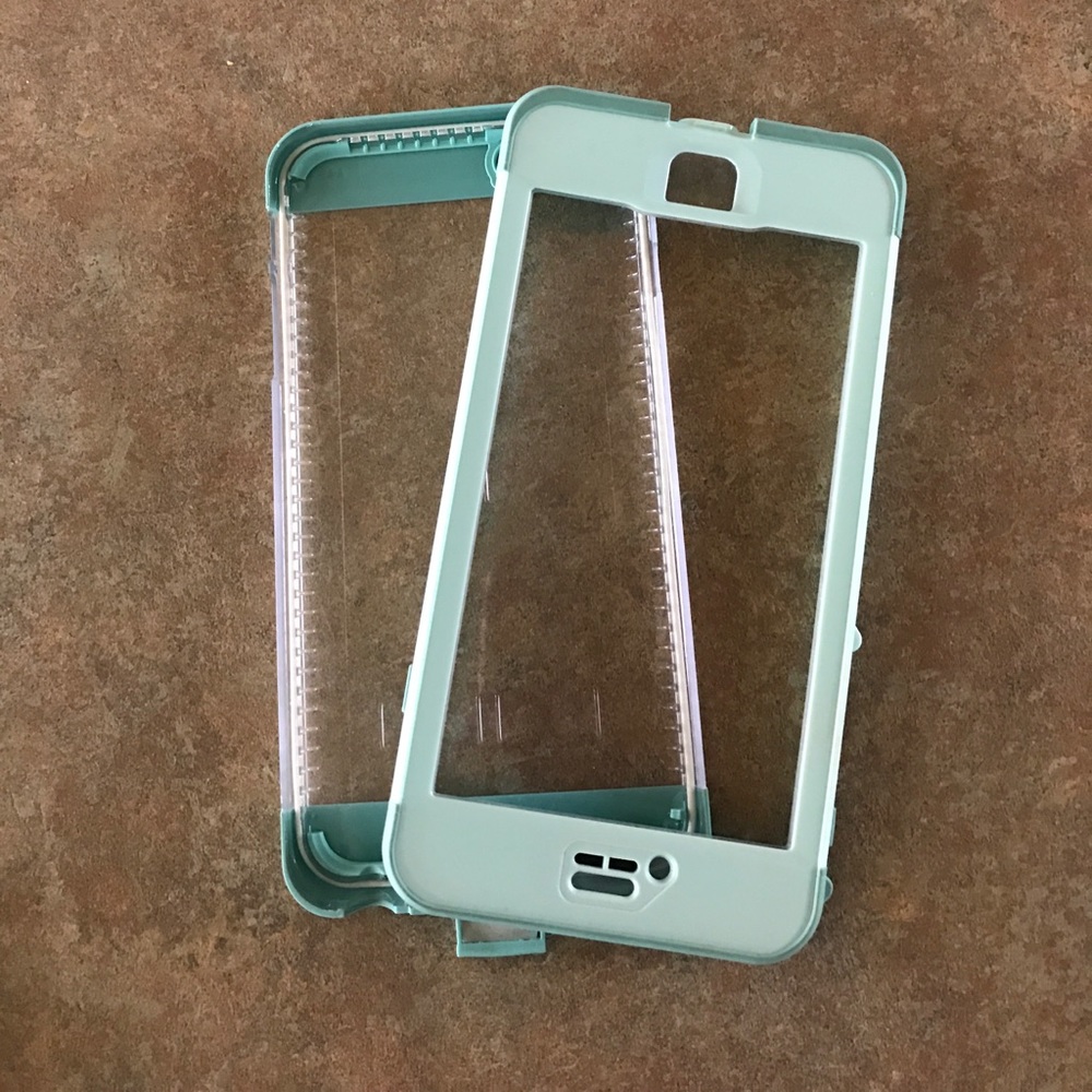 iPhone 6s plus life proof case