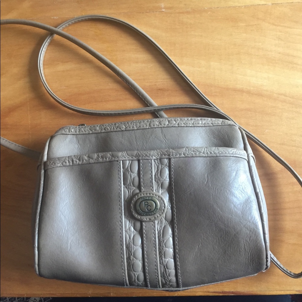 Vintage cross body bag!