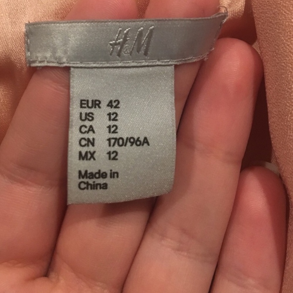 Beautiful H&M dress - Picture 4 of 7