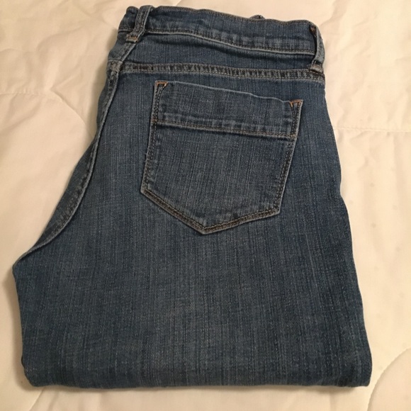 < Old Navy Classic Rise Stretch Bootcut Jean - Picture 1 of 4