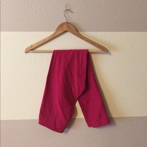 EUC LuLaRoe Solid Pink Leggings OS