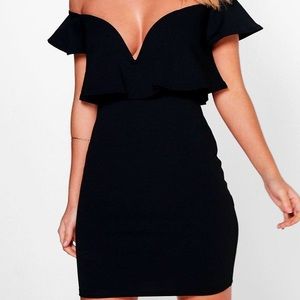 NTW Off the shoulder Boohoo dress in black