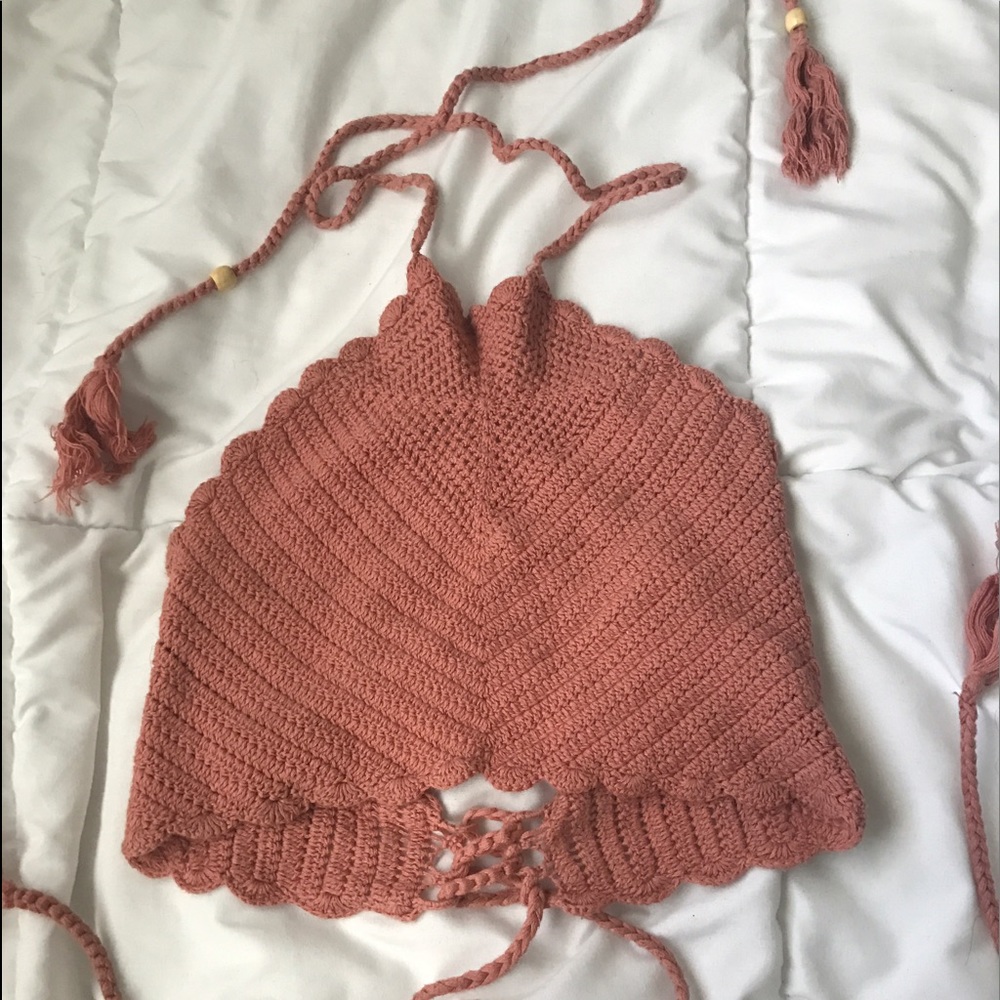 Kendal and Kylie top