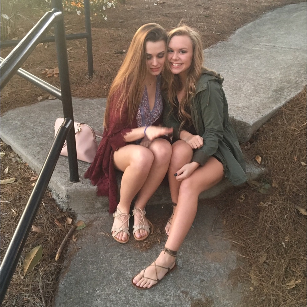 Meet your Posher, Sabrina