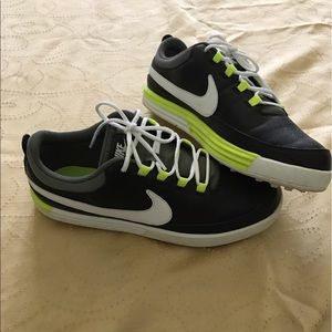 Golf shoes/REDUCED