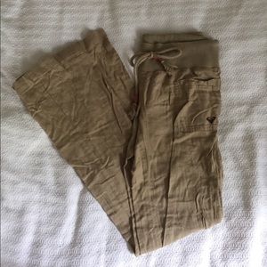 Roxy tan cloth pants.