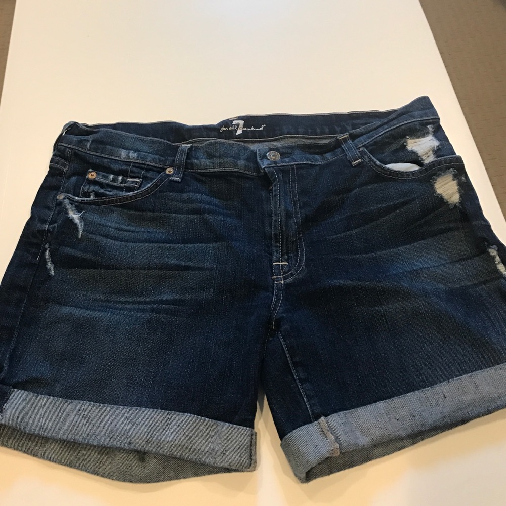 7 for all mankind jean shorts size 32 🎀