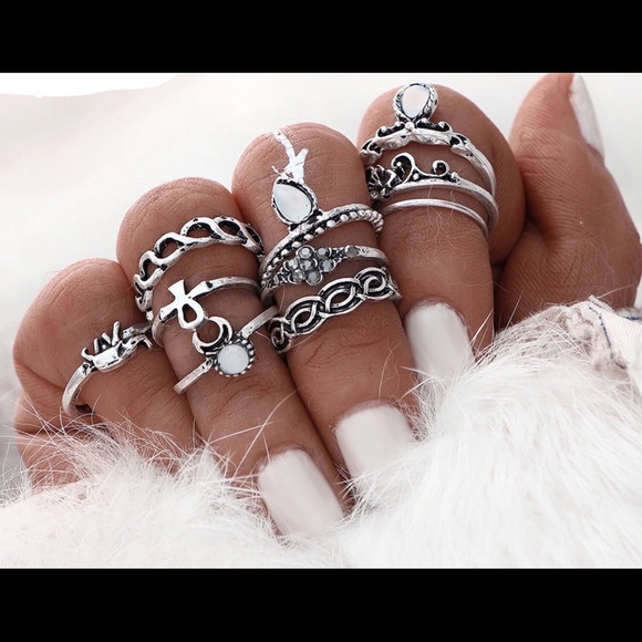 *Vintage Ring Set* - Picture 5 of 5