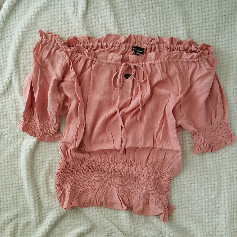 Off The Shoulder Mauve Top - Picture 3 of 8