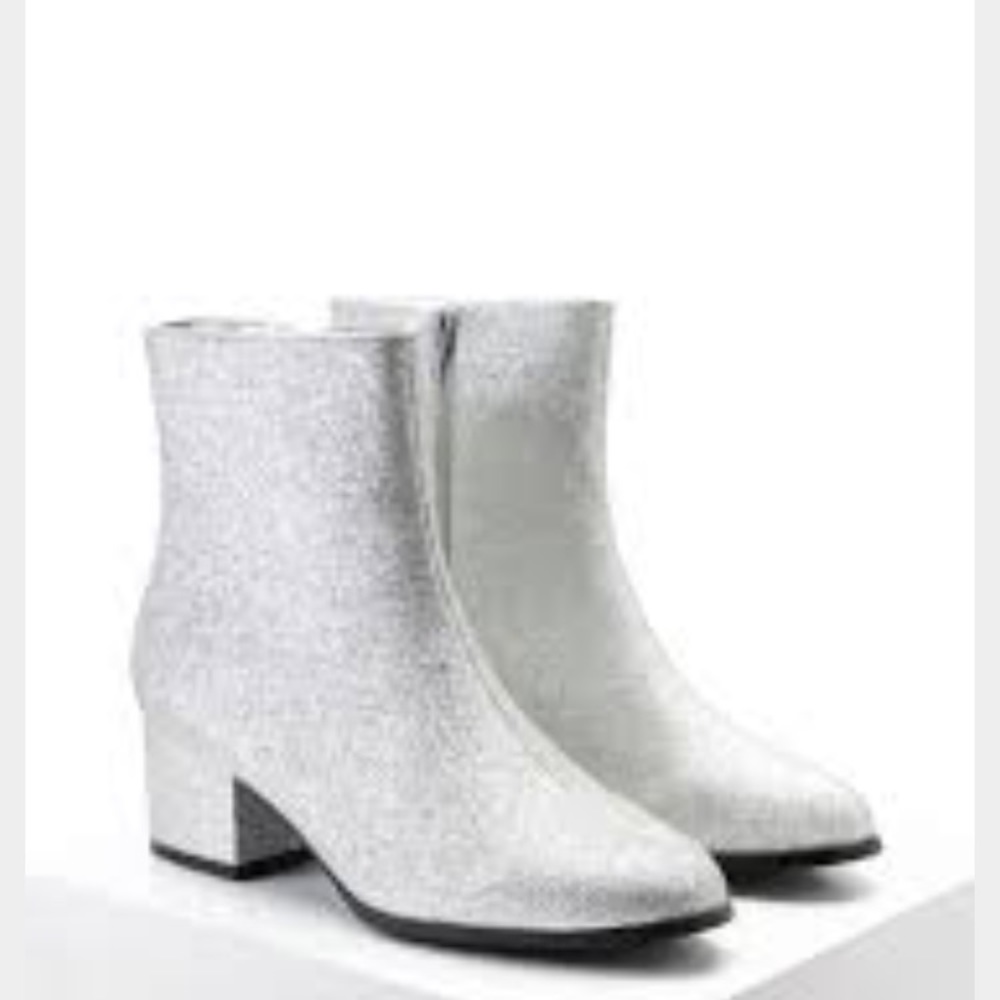 Glitter faux leather ankle boots 👢👠👛