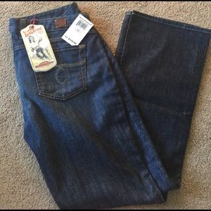 NWT Lucky Brand Lola Bootcut jeans