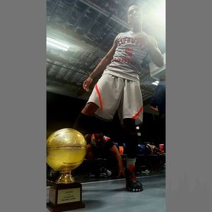 Meet your Posher, Vinson