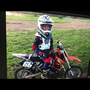 Meet your Posher, Max