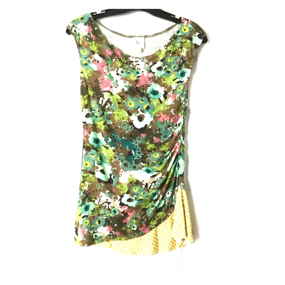 Anthropologie top size small