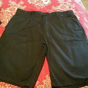 Men's flat front Hurley shorts