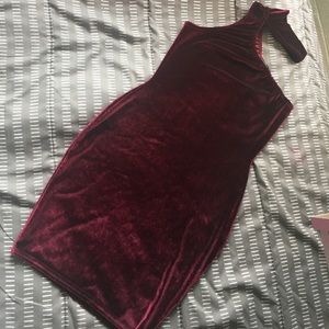 Burgundy/Wine velvet Bodycon Dress