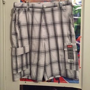 Brand new men's cargo shorts
