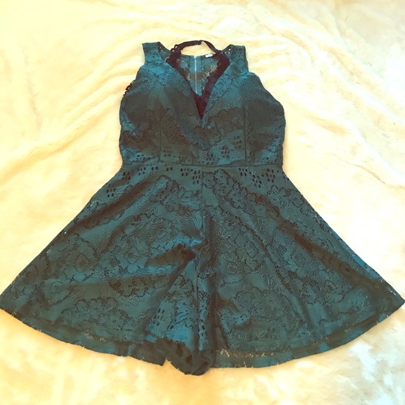 charlotte russe green jumpsuit