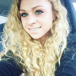 Meet your Posher, Gina