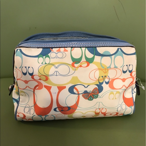 Coach cosmetics bag💯 - Picture 1 of 2