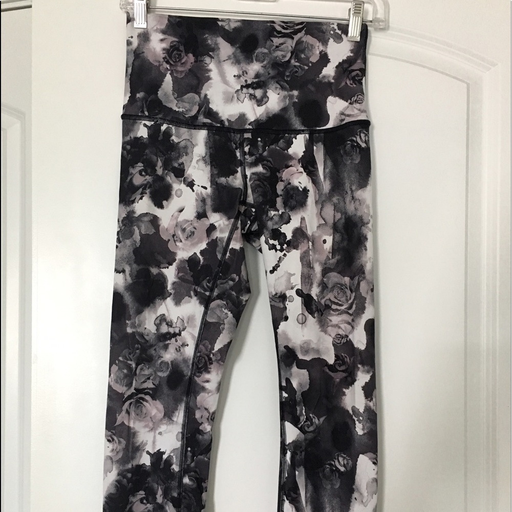 Lululemon Luxtreme High Rise Crops