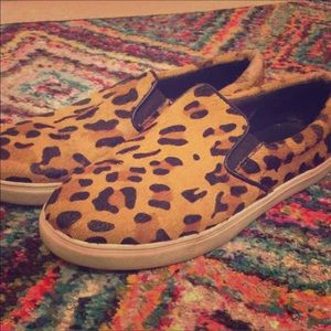 Steve Madden Cheetah/Leopard slip on sneakers