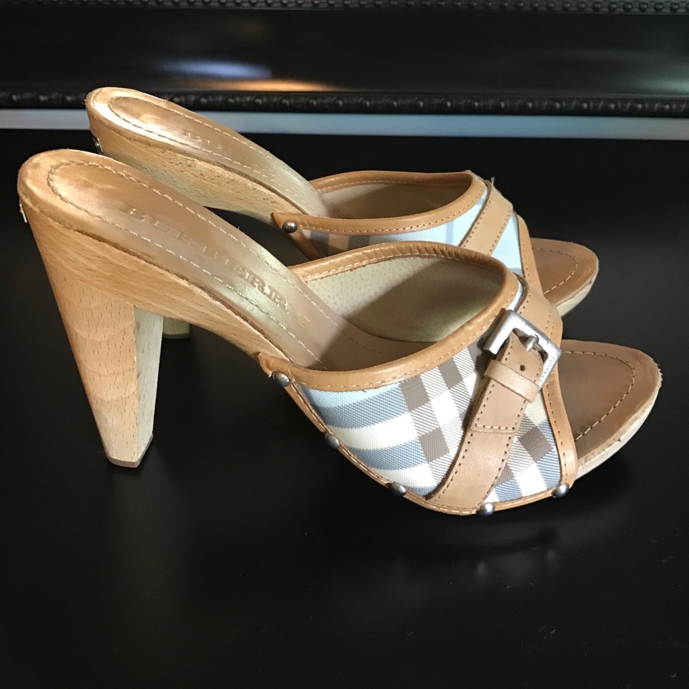 Burberry Clog
