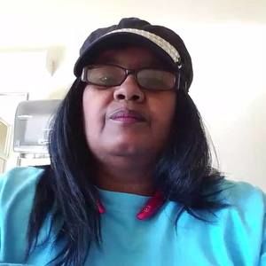 Meet your Posher, Myra