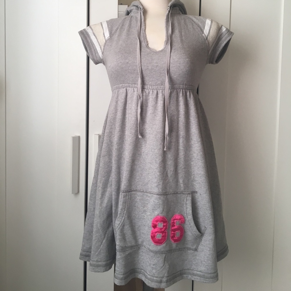 Victoria's Secret Pink gray hooded dress XS