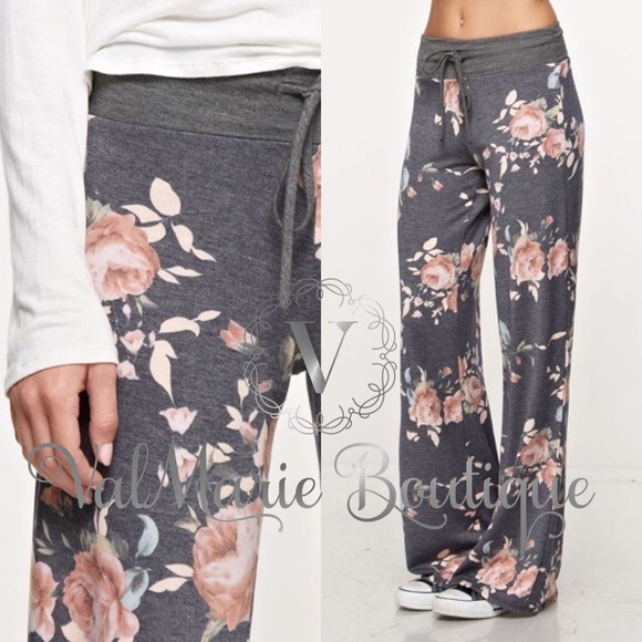 ‼️LAST PAIR - Grey and Peach Floral Lounge Pants - Picture 2 of 3